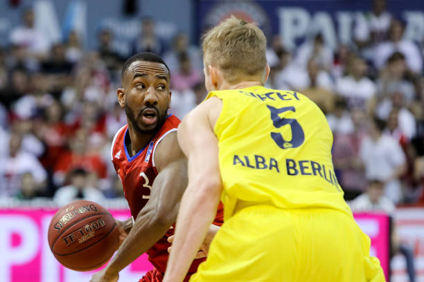 队长袖标交 队长袖标交