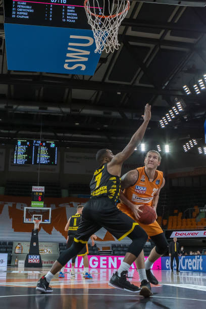 拦网与防守 拦网与防守